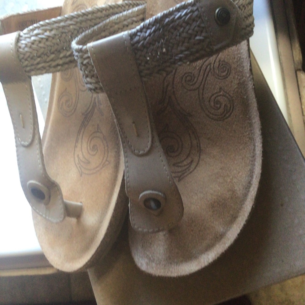 Taos sandals